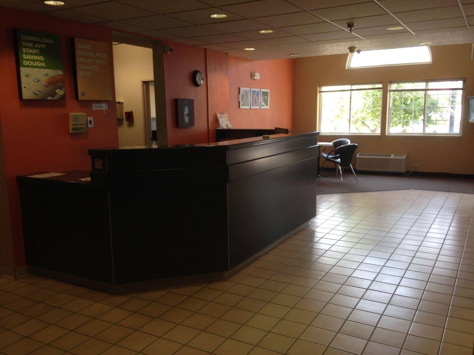 6-olathe, Ks Hotel 2*